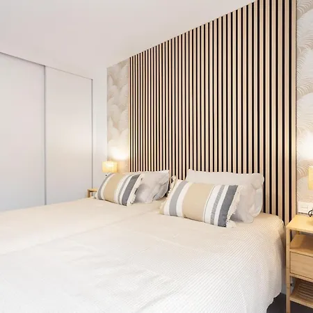 New Residential Playa E5 アパート